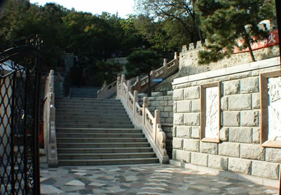 金山陵园